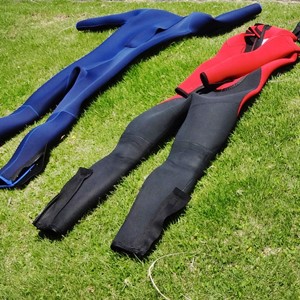 ウェットスーツ